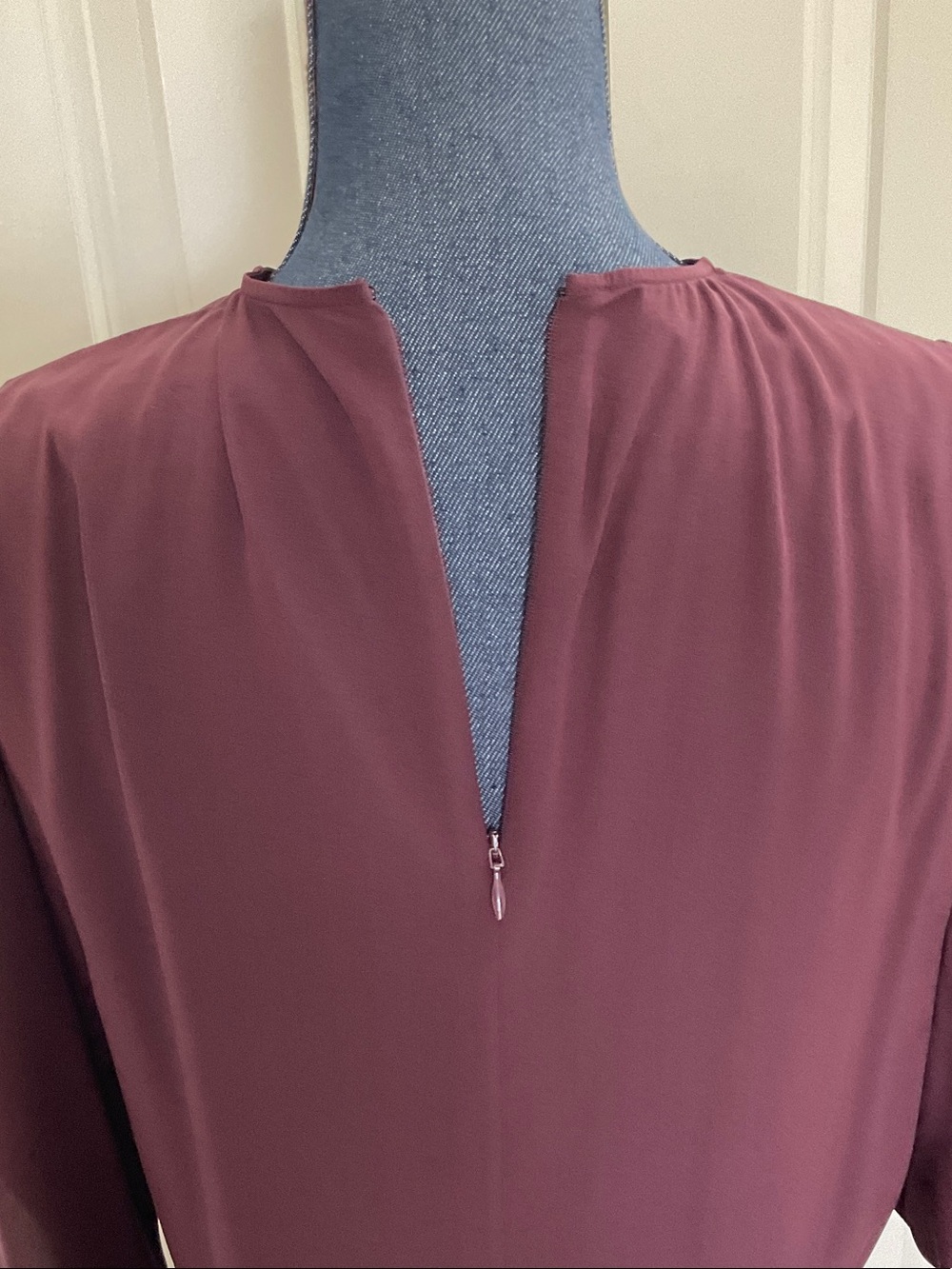 Stella McCartney 100% silk petal sleeve dress NWOT - Picture 5 of 10
